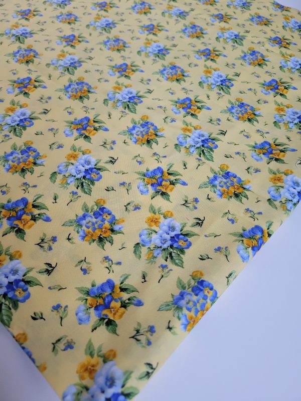 Summer Breeze III by Sentimental Studios (1.5 yards)